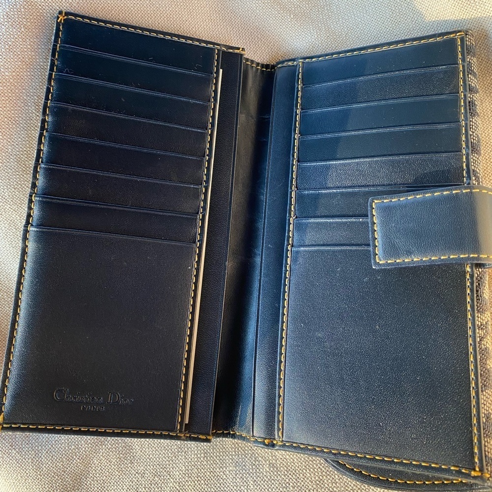 Dior Monogram Saddle Wallet CHAIN NOT INCLUDED - Picture 3 of 16